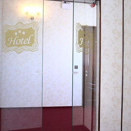Hotel Onix ルーマン エクステリア 写真