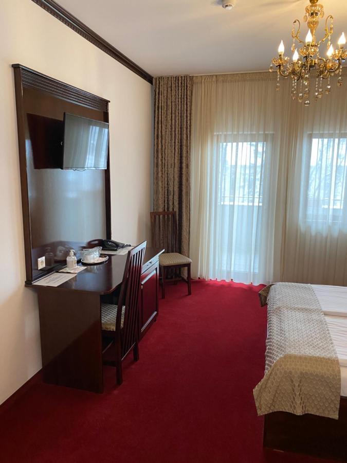 Hotel Onix ルーマン エクステリア 写真