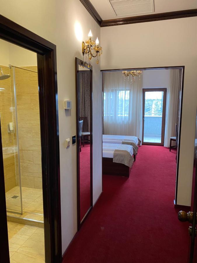 Hotel Onix ルーマン エクステリア 写真