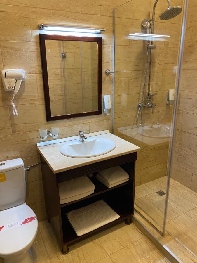 Hotel Onix ルーマン エクステリア 写真