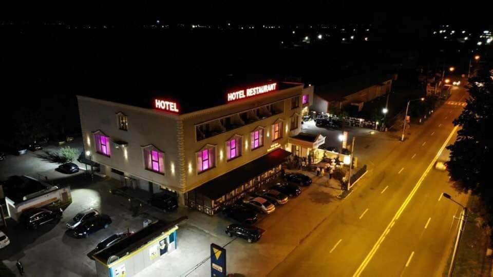 Hotel Onix ルーマン エクステリア 写真